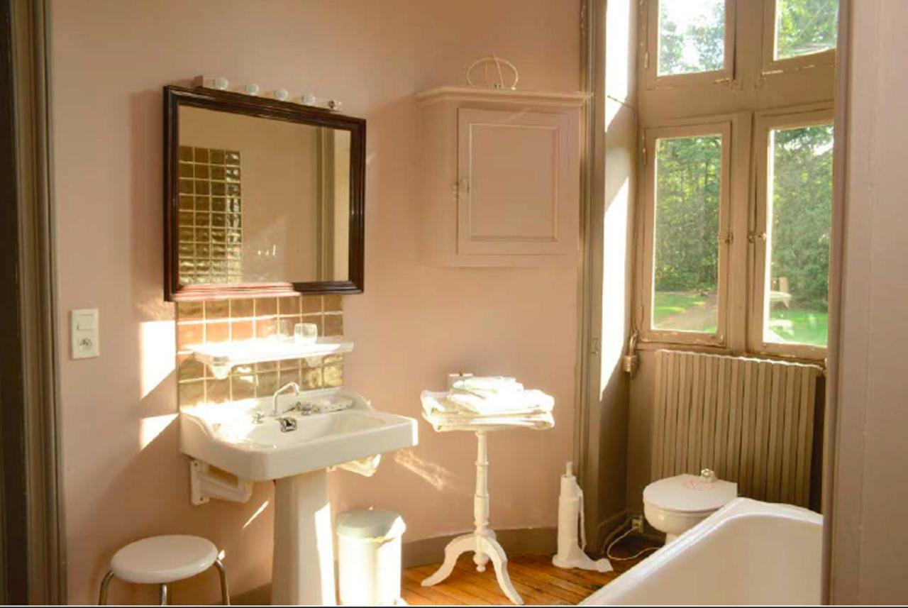 Domaine de la Haute-Porte Souvigné-sur-Sarthe Extérieur photo